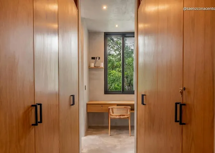 Holiday home Brutalist 7br Masterpiece Design, Luxury Pool