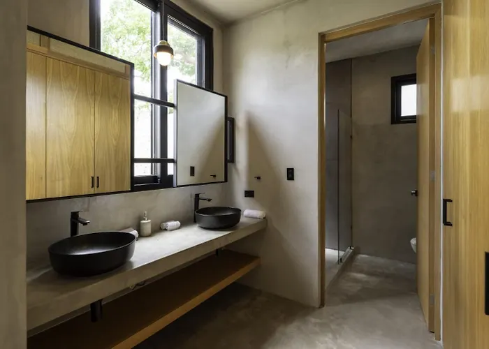 Holiday home Brutalist 7br Masterpiece Design, Luxury Pool *