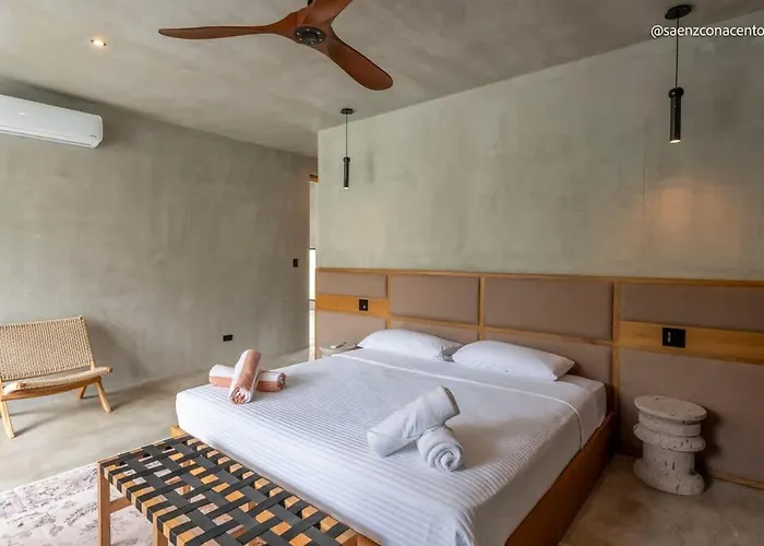 Holiday home Brutalist 7br Masterpiece Design, Luxury Pool