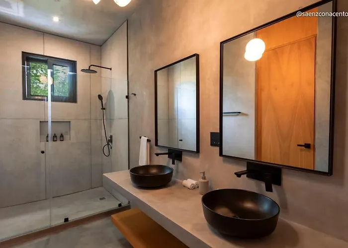 Holiday home Brutalist 7br Masterpiece Design, Luxury Pool Tulum