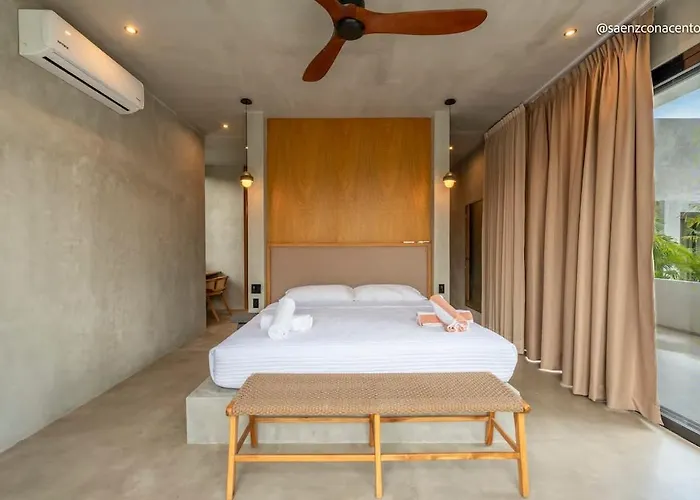Brutalist 7br Masterpiece Design, Luxury Pool Holiday home