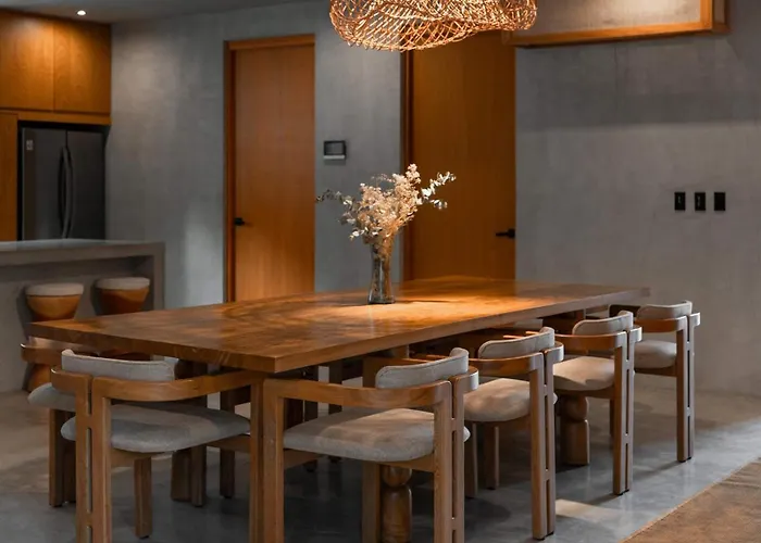 Brutalist 7br Masterpiece Design, Luxury Pool Holiday home Tulum